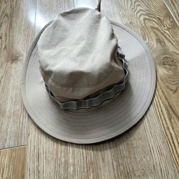 Tilley Style Hat Other - TILLEY Style Travel Hat in 7 3/4